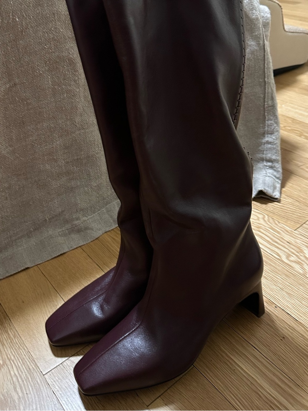 NWOT rag & bone Astor Boot in Bordeaux - Picture 6 of 7